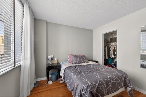 Chambre à coucher - 506-1200 Rue St-Jacques, Montréal (Ville-Marie), QC - Indoor Photo Showing Bedroom