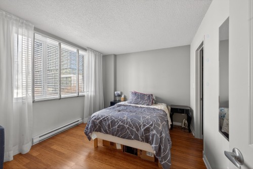 Chambre à coucher - 506-1200 Rue St-Jacques, Montréal (Ville-Marie), QC - Indoor Photo Showing Bedroom