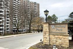 1411 - 10 EDGECLIFF GOLFWAY  Toronto, ON M3C 3A3