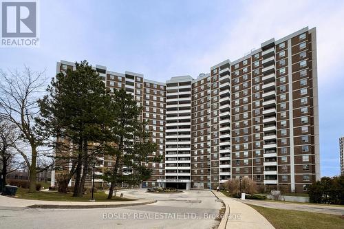 1411 - 10 EDGECLIFF GOLFWAY  Toronto, ON M3C 3A3