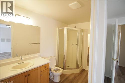 532 Mariner Drive, Waterloo, ON - Indoor Photo Showing Bathroom
