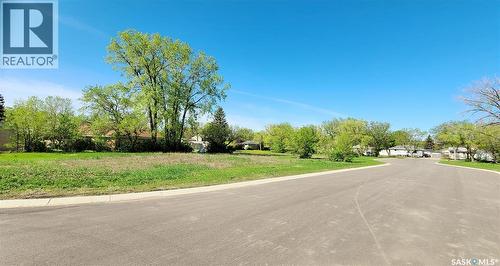 16 Kenney Crescent, Weyburn, SK 