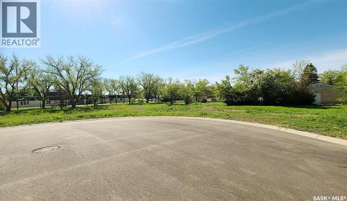 16 Kenney Crescent, Weyburn, SK 