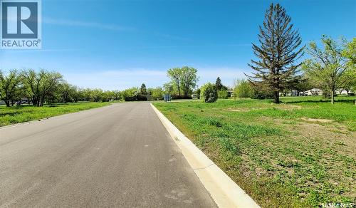 16 Kenney Crescent, Weyburn, SK 