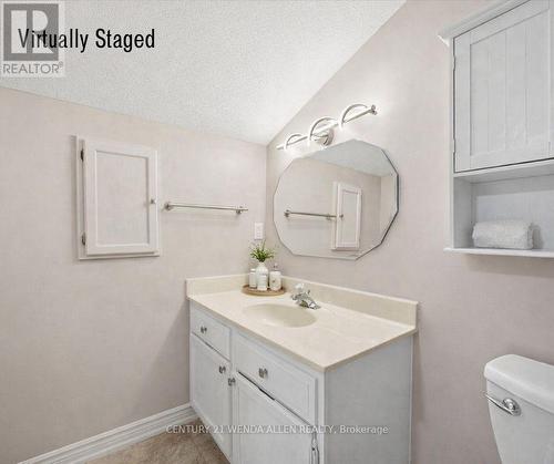 D16 - 1663 Nash Road, Clarington, ON - Indoor Photo Showing Bathroom