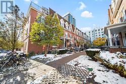 734 - 10 LAIDLAW STREET  Toronto, ON M6K 1X2