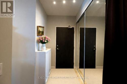 Ph101 - 225 Sherway Gardens Road, Toronto, ON - Indoor Photo Showing Other Room