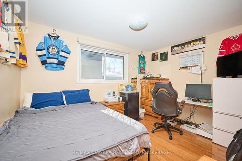 50 Chetwood Street, St. Catharines (Western Hill), ON - Indoor Photo Showing Bedroom