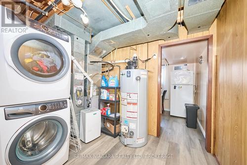 50 Chetwood Street, St. Catharines (Western Hill), ON - Indoor Photo Showing Laundry Room