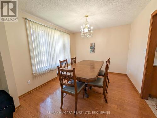 50 Chetwood Street, St. Catharines (Western Hill), ON - Indoor Photo Showing Dining Room