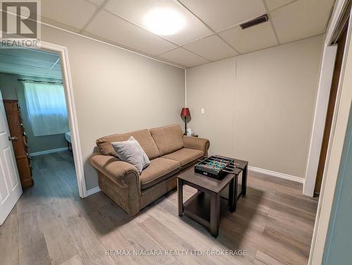50 Chetwood Street, St. Catharines (Western Hill), ON - Indoor