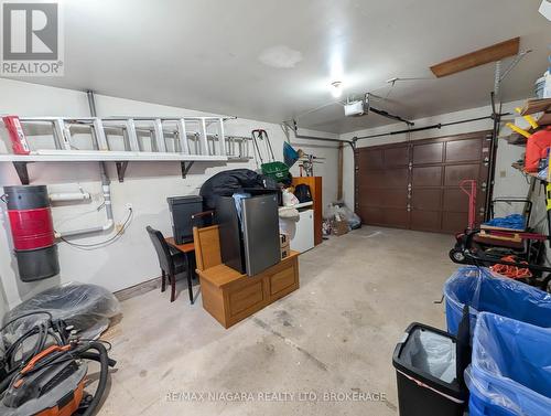 50 Chetwood Street, St. Catharines (Western Hill), ON - Indoor Photo Showing Garage
