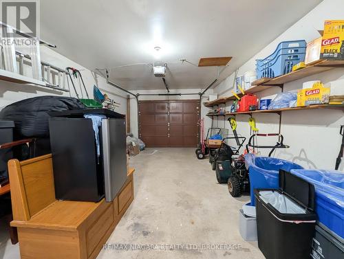 50 Chetwood Street, St. Catharines (Western Hill), ON - Indoor Photo Showing Garage