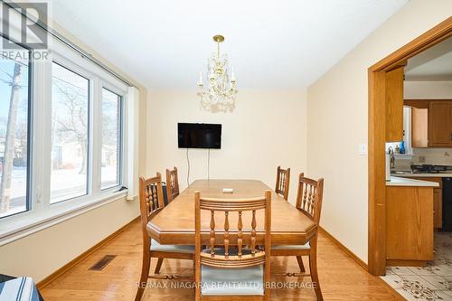 50 Chetwood Street, St. Catharines (Western Hill), ON - Indoor Photo Showing Dining Room