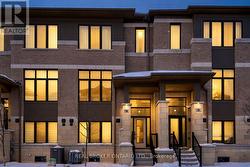 16 TAY LANE  Richmond Hill, ON L4S 1N7