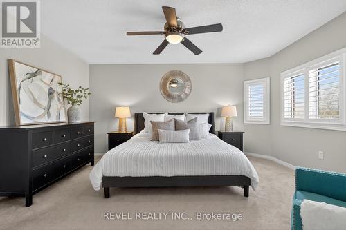 2286 Seton Crescent, Burlington, ON - Indoor Photo Showing Bedroom