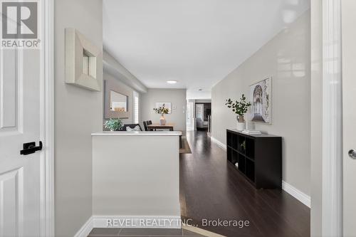 2286 Seton Crescent, Burlington, ON - Indoor Photo Showing Other Room