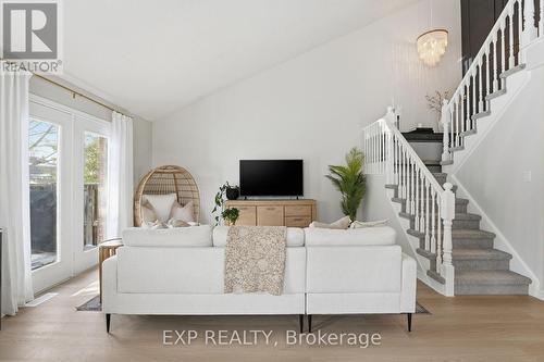 1 - 19 Bartlett Avenue, Grimsby, ON - Indoor