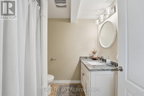 1 - 19 Bartlett Avenue, Grimsby, ON - Indoor Photo Showing Bathroom