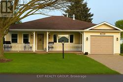 1 QUAKER COURT  Prince Edward County (Wellington Ward), ON K0K 3L0