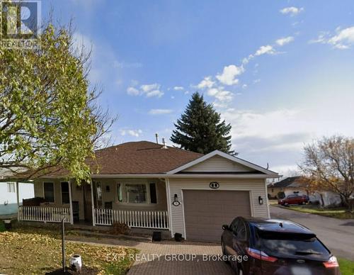 1 QUAKER COURT  Prince Edward County (Wellington Ward), ON K0K 3L0