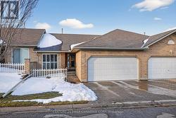 9 - 861 SHELBORNE STREET  London South (South J), ON N5Z 5C5