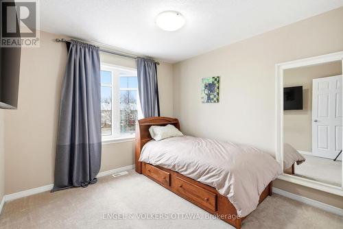222 Longfields Drive, Ottawa, ON - Indoor Photo Showing Bedroom