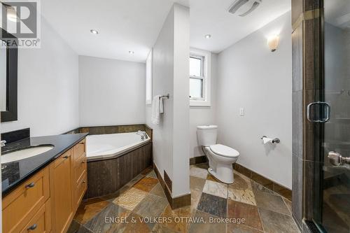 83 Eccles Street, Ottawa, ON - Indoor Photo Showing Bathroom