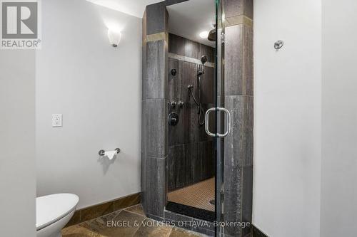 83 Eccles Street, Ottawa, ON - Indoor Photo Showing Bathroom