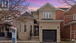 67 KENILWORTH CRESCENT Whitby, ON L1M 2M7