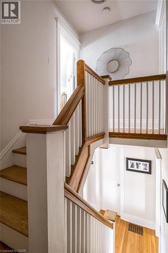 100 Graham Avenue S, Hamilton, ON - Indoor Photo Showing Other Room