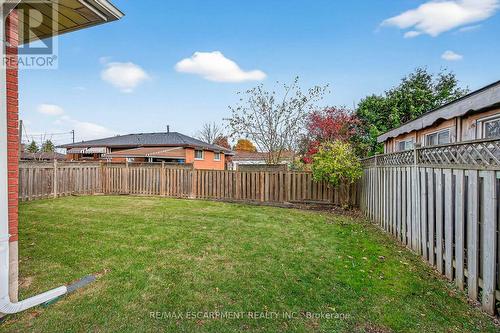 5 Mountbatten Drive, Hamilton, ON - Outdoor