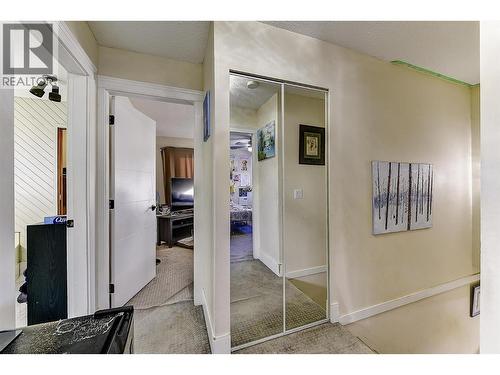 9810 Venables Drive, Coldstream, BC - Indoor Photo Showing Other Room