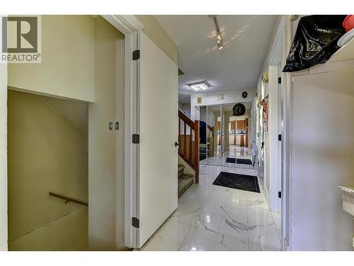 9810 Venables Drive, Coldstream, BC - Indoor Photo Showing Other Room