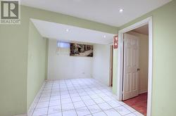 10 WHISTLER COURT  Markham, ON L3R 4T1