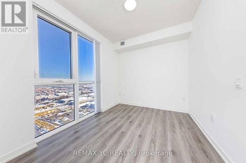 3910 - 28 Interchange Way, Vaughan, ON - Indoor Photo Showing Other Room