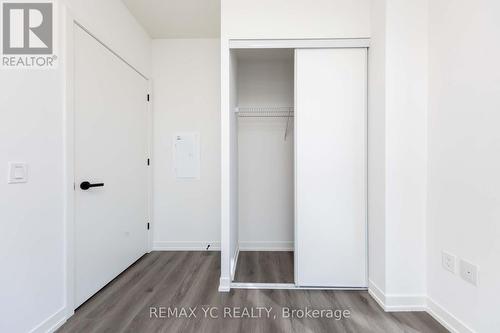 3910 - 28 Interchange Way, Vaughan, ON - Indoor Photo Showing Other Room