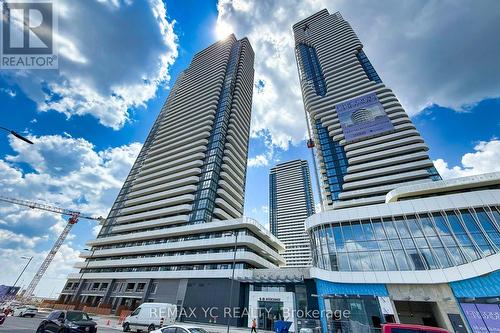 3910 - 28 Interchange Way, Vaughan, ON - Outdoor With Facade