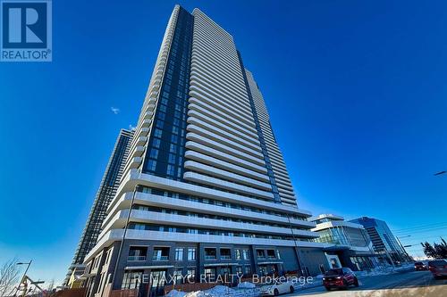 3910 - 28 Interchange Way, Vaughan, ON - Outdoor With Facade