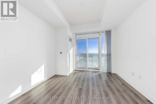 3910 - 28 Interchange Way, Vaughan, ON - Indoor Photo Showing Other Room