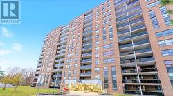 1004 - 4 LISA STREET  Brampton, ON L6T 4B6