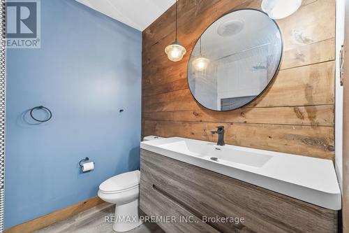 3783 Morning Star Drive, Mississauga, ON - Indoor Photo Showing Bathroom