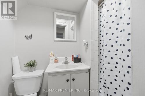 3783 Morning Star Drive, Mississauga, ON - Indoor Photo Showing Bathroom
