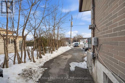 3783 Morning Star Drive, Mississauga, ON - Outdoor