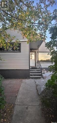 511 Main Street, Oxbow, SK - Outdoor