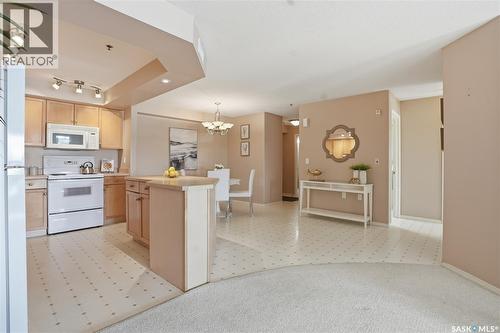 102 2213 Adelaide Street E, Saskatoon, SK - Indoor Photo Showing Kitchen
