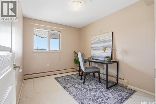 102 2213 Adelaide Street E, Saskatoon, SK - Indoor Photo Showing Office