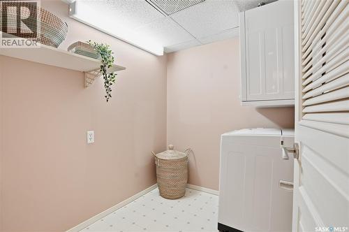 102 2213 Adelaide Street E, Saskatoon, SK - Indoor Photo Showing Laundry Room