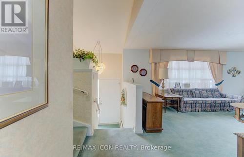 26 Deerpark Crescent, Kitchener, ON - Indoor