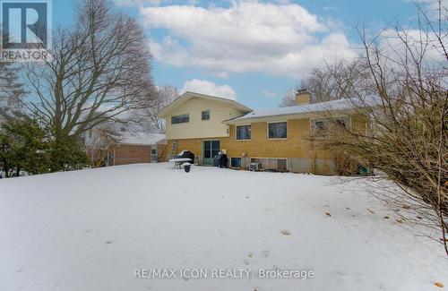 26 Deerpark Crescent, Kitchener, ON - Outdoor